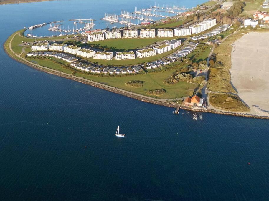 Fehmarn Burgtiefe Suedstrand Meerblick Apartment Meerzeit Esterno foto